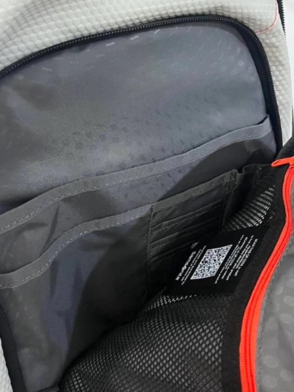Samsonite Water Resistant Backpack - Tag On!